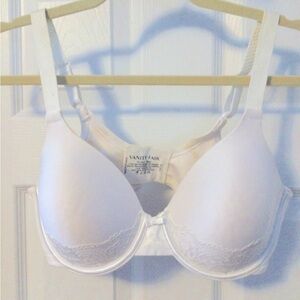 Vanity Fair Women's White Bra